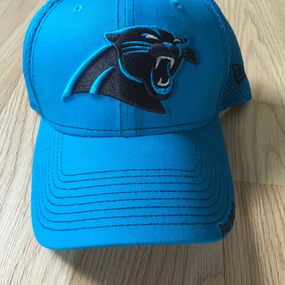 NFL Carolina Panthers Adjustable Breathable Fitted Hat SM/MED Blue/Black